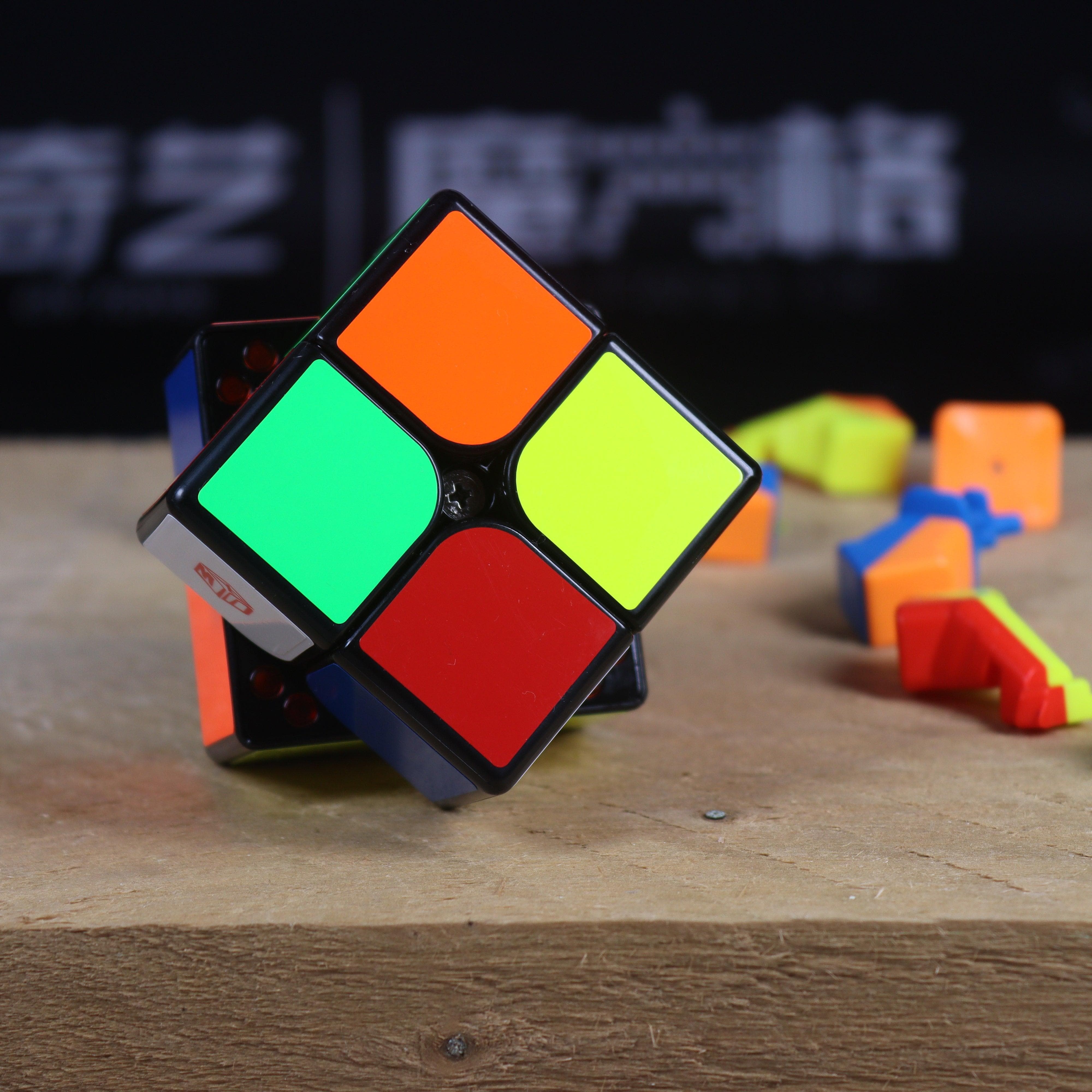 QiYi X-Man Flare 2x2 M