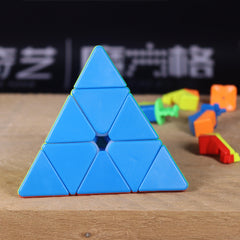 YuXin Black Kirin Pyraminx